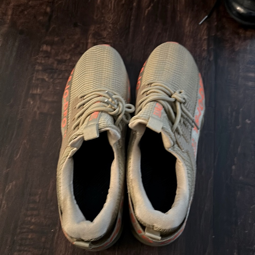 TS- sneakers for sale only worn one time